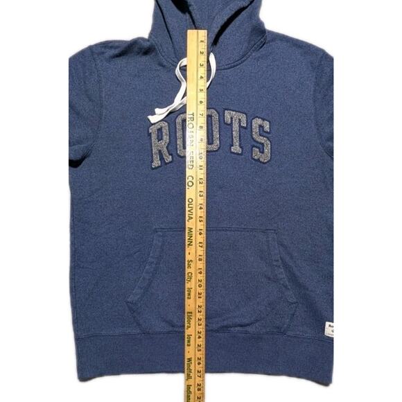 Roots Men’s Medium Hoodie Blue Pullover Sweatshirt Logo Kangaroo Pocket - Picture 10 of 11